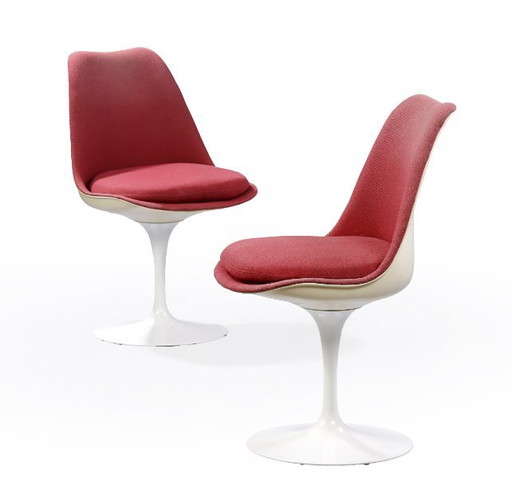 Eero Saarinen. Paire de chaises Tulip Chairs chaises de salle à manger