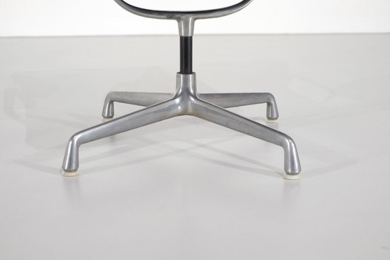 Image 1 of Softpad EA208 van Charles en Ray Eames voor Le mobilier International - jaren 60