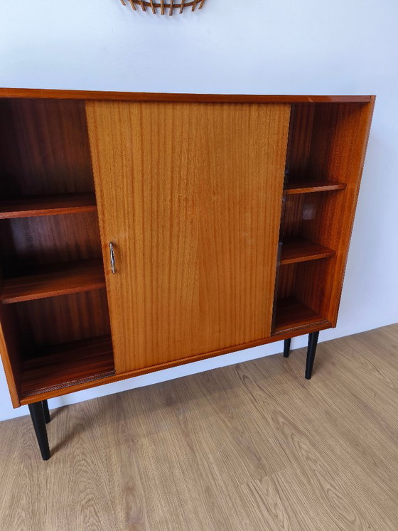 Modernistische boekenkast, 1970 – Boekenkasten, Wood (photo 12 of 24)