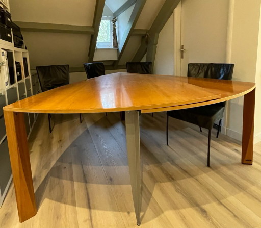 Vintage Dining table Castelijn Dick Spierenburg Delta tbc 13 cherry wood veneer