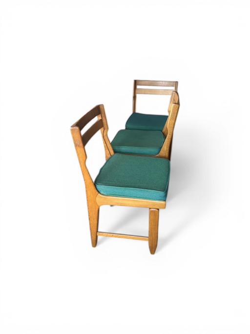 Set van 6 eikenhouten stoelen "Raphaël" van Guillerme & Chambron voor uw huis.