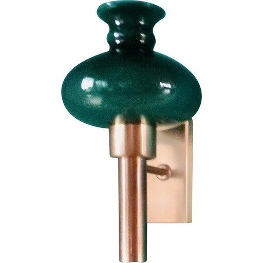 Lámpara de pared vintage de latón cepillado y cristal Vitrika, Dinamarca, 1980