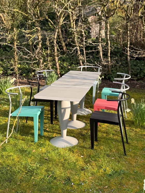 Image 1 of Kartell 8 Dr Glob Stühle & 3 Tische Design Philippe Starck