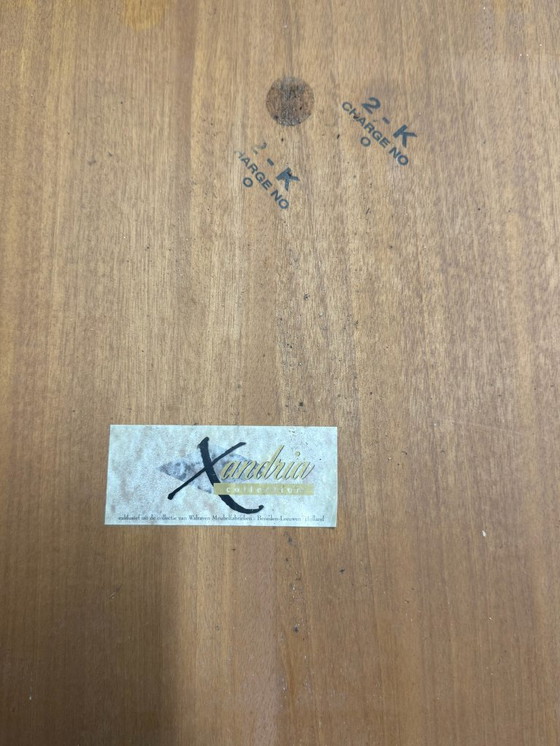 Image 1 of Ausziehbarer runder Esstisch im Art-Deco-Stil mit Sonnenmusterfurnier