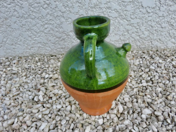 Image 1 of Brocca per l'acqua in terracotta smaltata verde, proveniente dal sud della Francia, anni '50.