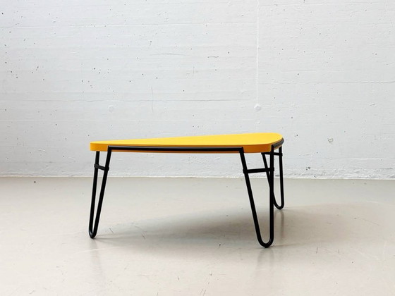 Image 1 of Mesa de centro Petalo de Charlotte Perriand para Cassina, principios de la década de 2000