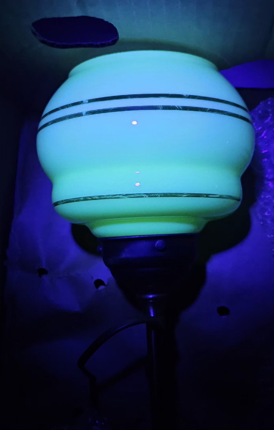 Image 1 of Uranium Lumi Lamp Art Deco Tafellampen – Uniek Uraniumglas / Annagroen set van 2
