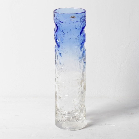 Image 1 of Vaso artistico vintage in vetro blu e trasparente / Decorazione per la casa soffiata a mano / Ivat / Italia / Anni '80