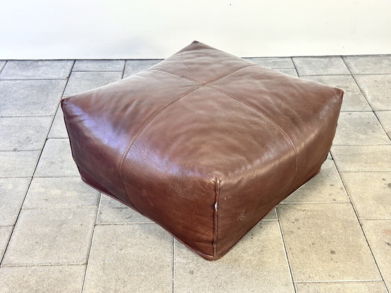 Pouf in pelle Le Bambole degli anni '80, disegnato da Mario Bellini per B&B Italia – Panche, Plastic, Leather (photo 2 of 8)