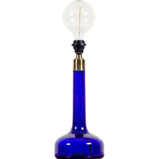 Lámpara de mesa escandinava vintage de vidrio azul de Holmegaard, años 60