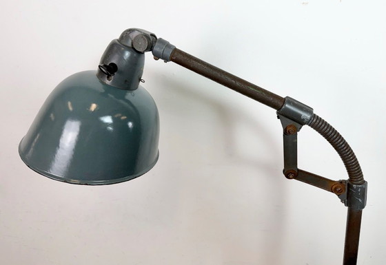 Image 1 of Industrial Grey Enamel Workshop Table Lamp from Siemens, 1950s