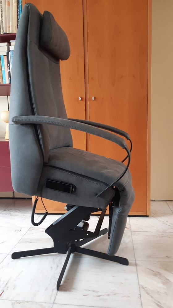 Image 1 of Poltrona Prominent S-100 NUOVA