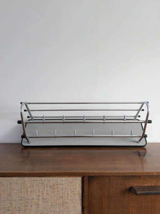 Vintage kapstok uit de jaren 60, in de stijl van een Amerikaanse diner, voor aan de muur.