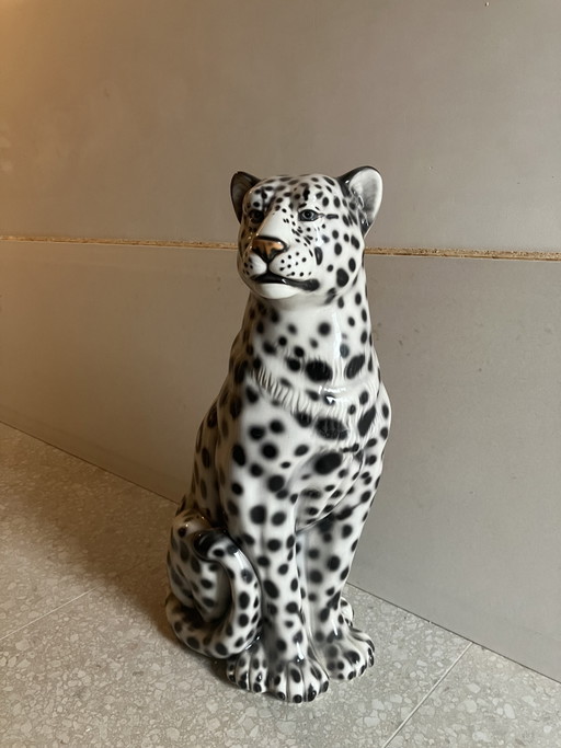 Leopardo delle nevi in ​​ceramica – decoratieve objecten