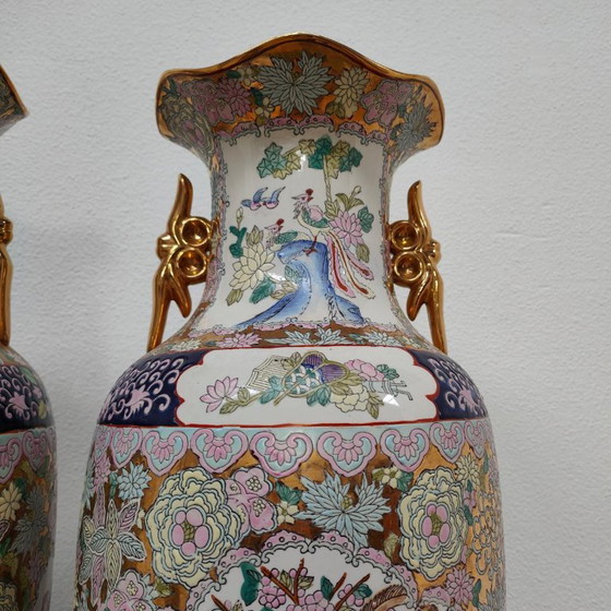 Set Large Vintage Oriental Vases Baluster Vases, Canton Porcelain (photo 7 of 17)