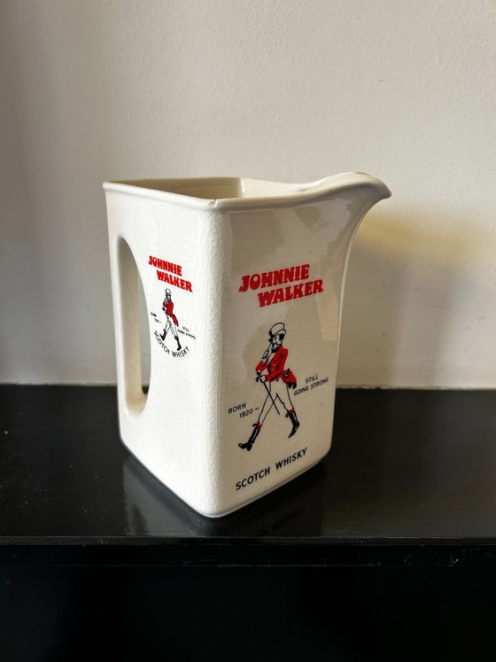Image 1 of brocca d'acqua vintage di Johnny Walker