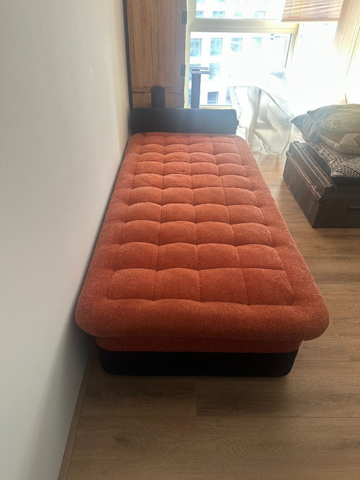 Bellissimo lettino da giorno vintage