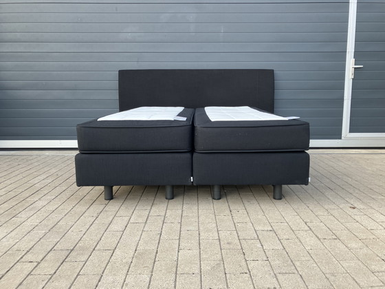 Image 1 of Auping Boxspring 160x200 nero con materassi Auping Cresto in ottime condizioni!
