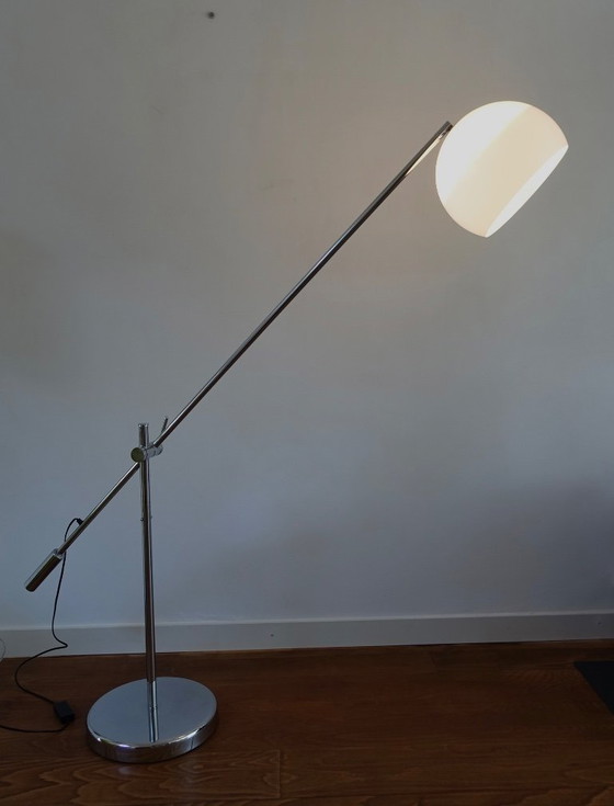 Image 1 of Lámpara de pie con contrapeso Kare Space Age.