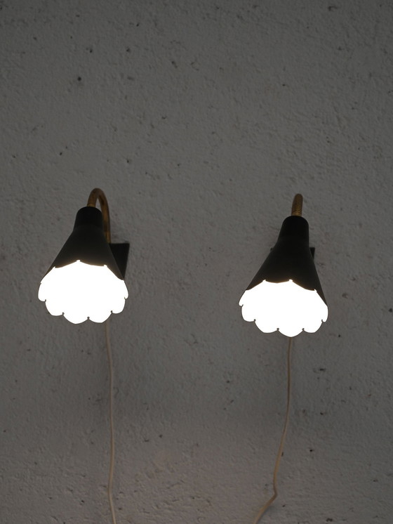 Image 1 of Paire d'appliques scandinaves noires des années 1950/60