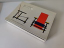 Chaise rouge-bleue miniature de Rietveld 1983