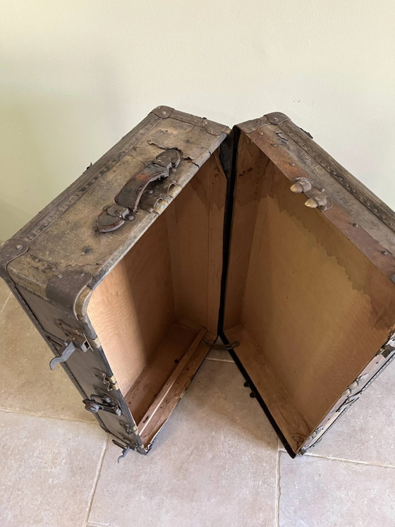 Grande baule da viaggio dei primi del '900. – Armadi contenitori, Leather, Metal, Industrieel (photo 16 of 19)