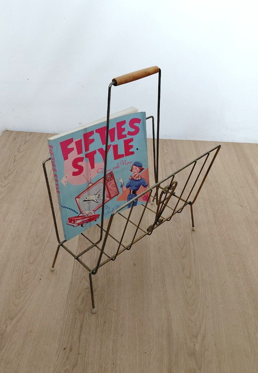 Fifties magazine stand
