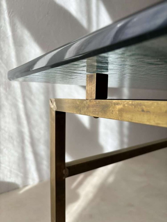 Image 1 of Table basse suédoise en laiton avec plateau en verre marbré, années 1960