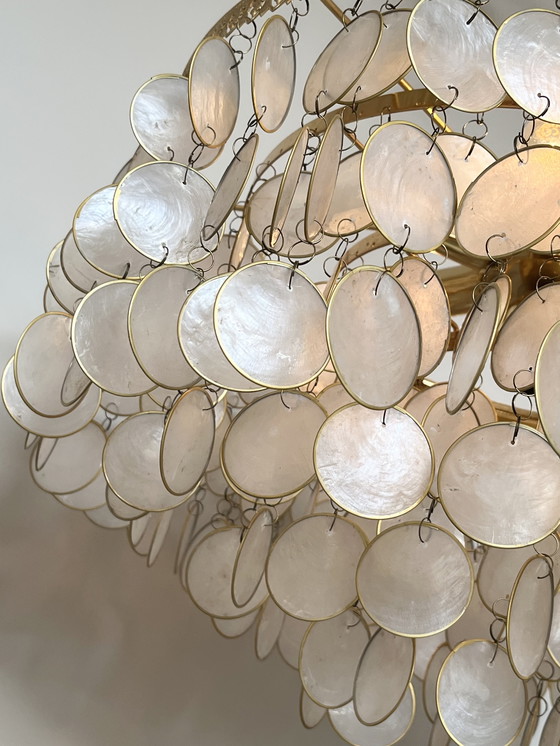 Image 1 of Lampe pendante vintage 60's en forme de coquillage, cadre en laiton