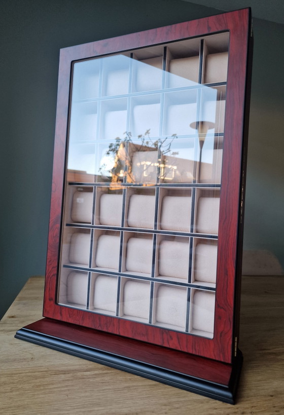 Image 1 of Ligne Exclusive - Coffret à Bijoux - Vitrine haut de gamme en Bubinga - pour 30 grandes montres - Bubinga