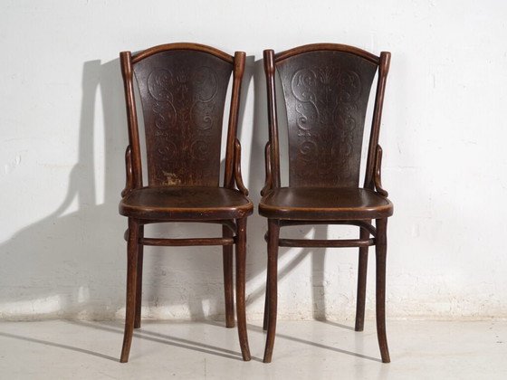 Set antico di 2 sedie Thonet in legno curvato – Europa Centrale, circa – Sedie da pranzo, Metal (photo 29 of 40)