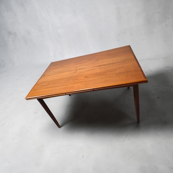 Mid-Century Teak Extendable Dining Table, Danish Design, 1960s – Wood (photo 7 of 14)