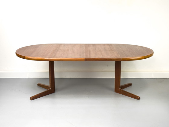 Image 1 of Danish Round Extendable Dining Table in Teak, 1970s