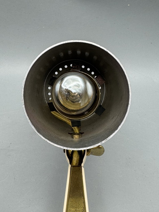 Image 1 of Lampe de table vintage avec abat-jour rose et bouton lumineux