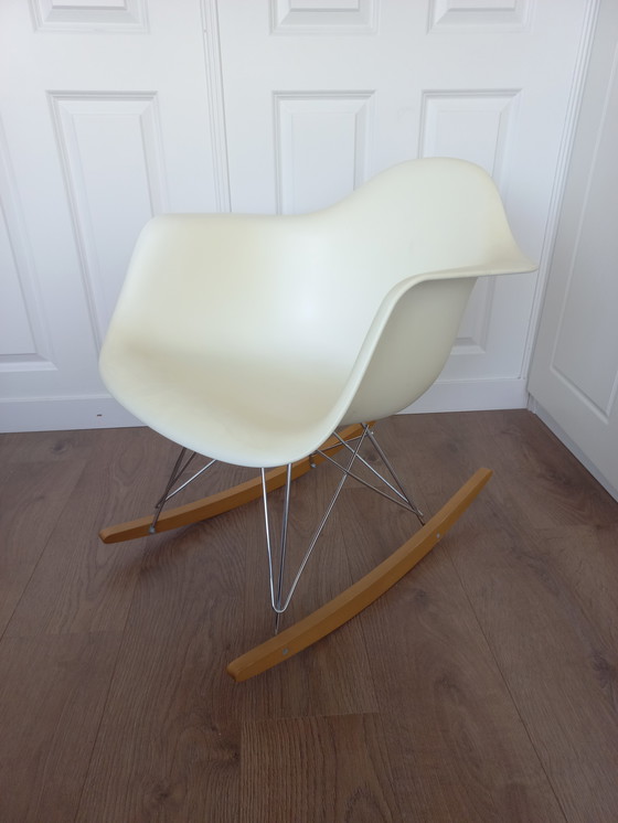 Image 1 of Vitra Eames RAR Schaukelstuhl