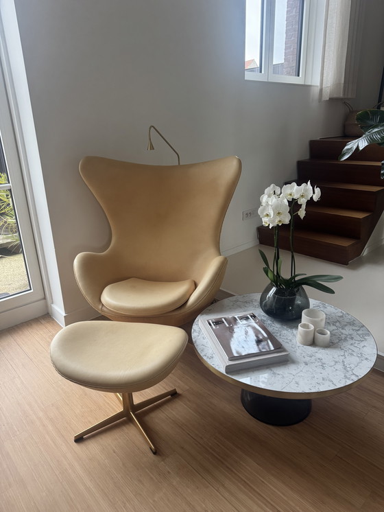 Image 1 of Fritz Hanssen egg chair met voetenbankje collectors item 60 year