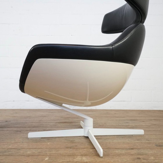 Image 1 of Auckland loungestoel en voetenbank, van Jean Marie Massaud voor Cassina