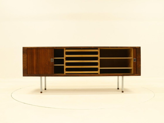 Image 1 of Credenza modello RY 25 in palissandro di Hans Wegner per RY Mobler, Danimarca, anni '60