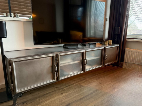 Image 1 of Mobile TV e credenza industriale Ruff