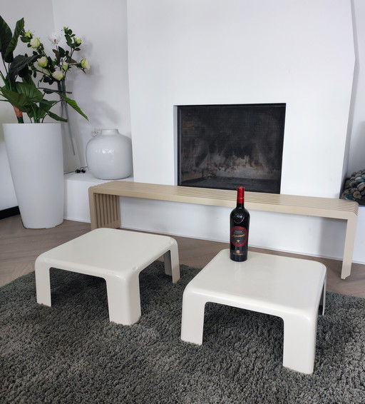 2 tables d'appoint par Mario Bellini pour B&B Italia