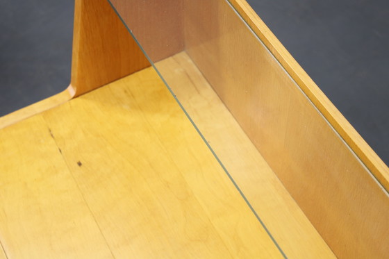 Image 1 of Pareja de mesitas de noche, década de 1960, Checoslovaquia