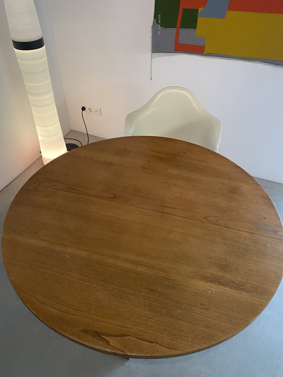 Characteristic Round Dining Table – Wood (photo 9 of 15)