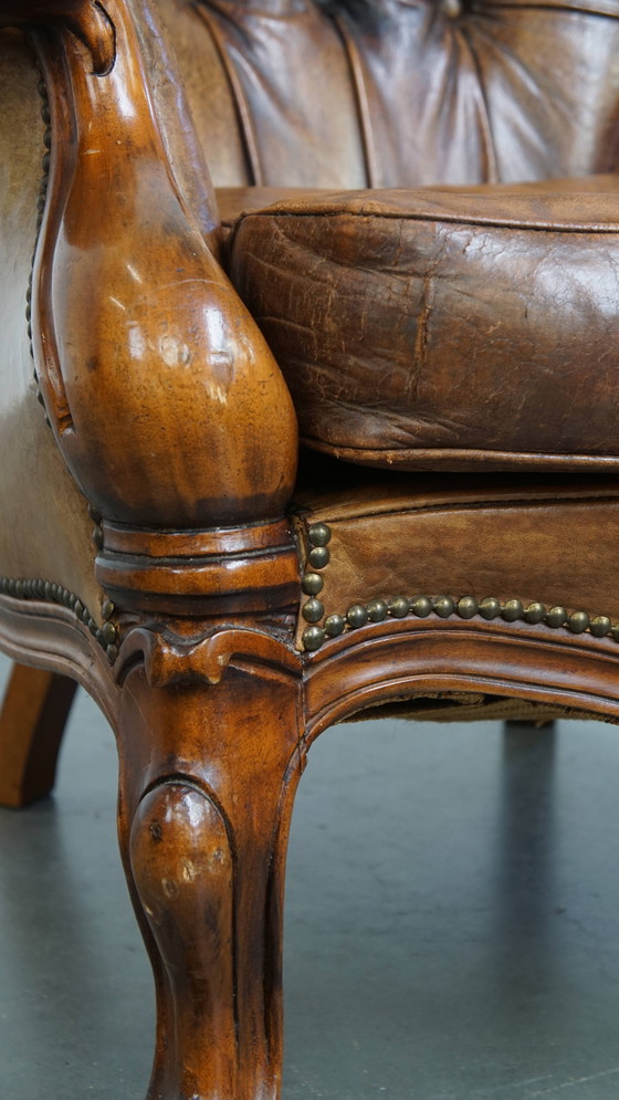 Image 1 of Antieke Schapenleren Chesterfield Fauteuil