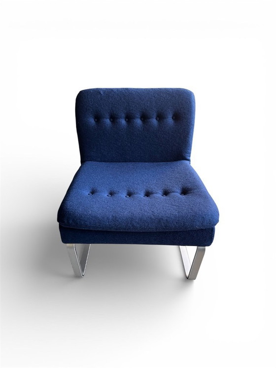 Image 1 of Armchair completely refurbished and upholstered