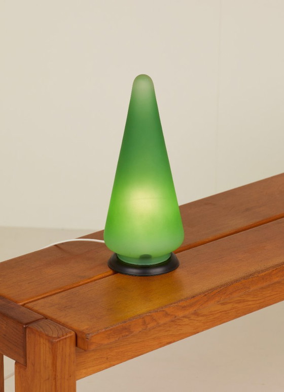 Image 1 of Lampe "cone" en verre dépoli vert Vintage Circa 1990