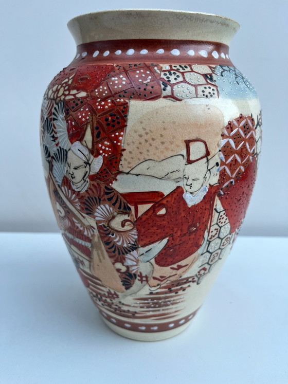 Antique Japanese Satsuma Vase - Moriage - Samurai Geisha - Hand-painted, Ceramic, Beige (photo 2 of 8)