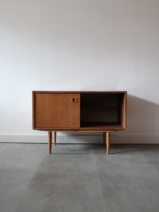 Image 1 of Vintage Deens dressoir in eikenhout