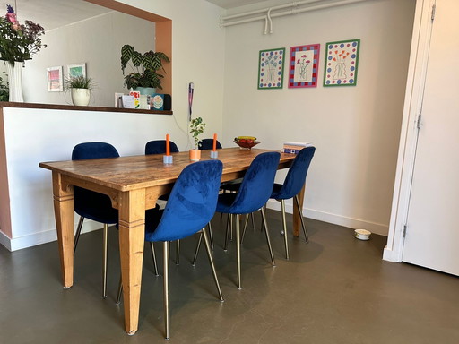 Oak table (seats 6)