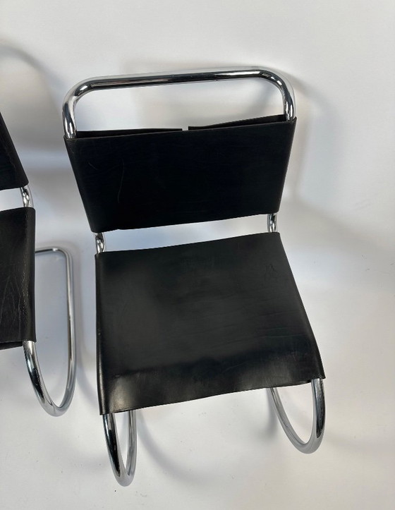 Image 1 of Een paar MR10 loungestoelen — Ludwig Mies van der Rohe, toegeschreven aan Knoll, ca. jaren 70