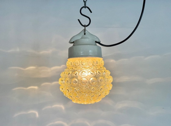 Image 1 of Vintage witte porseleinen hanglamp, jaren 70
